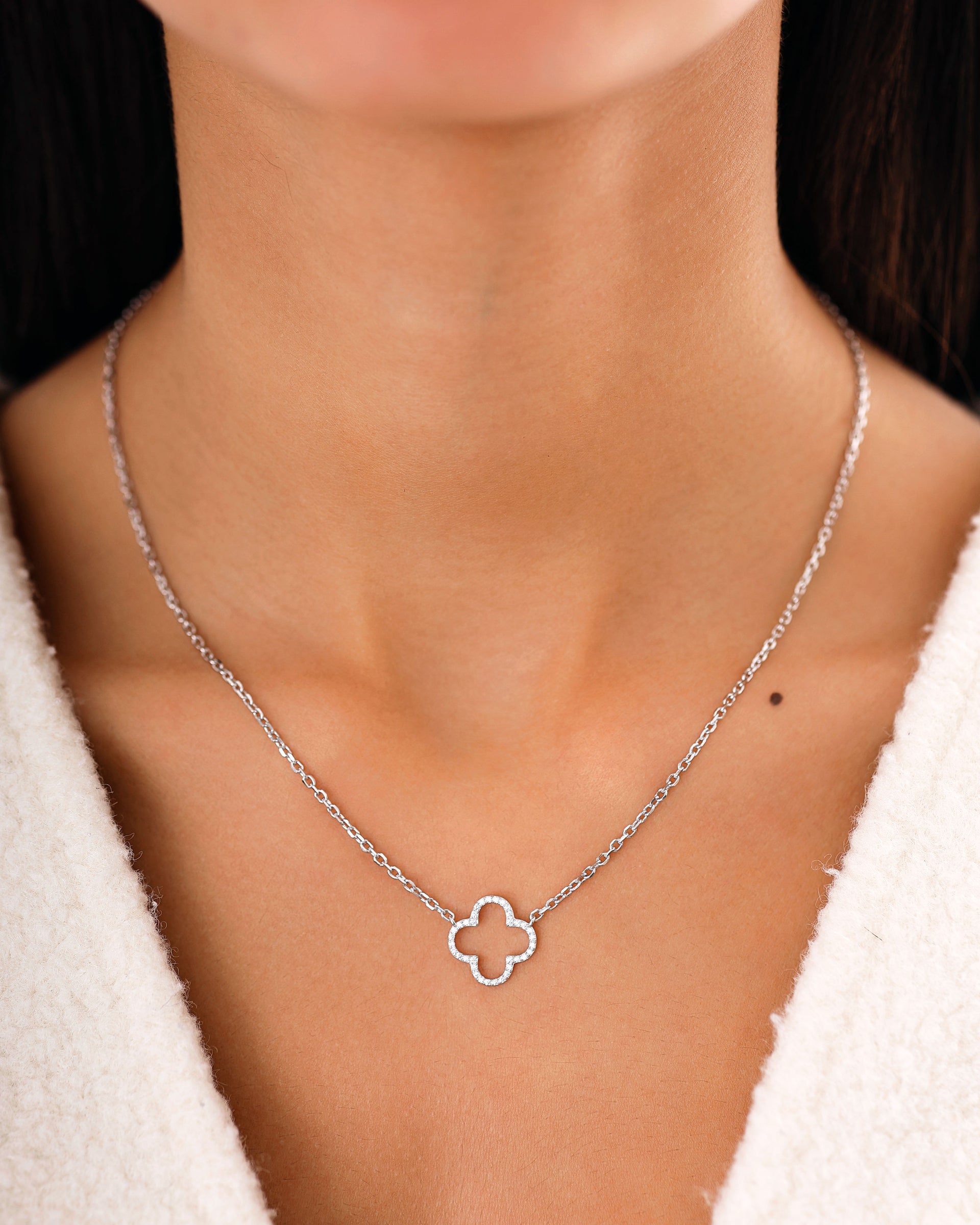 Collier trèfle en argent 925 avec zirconias 