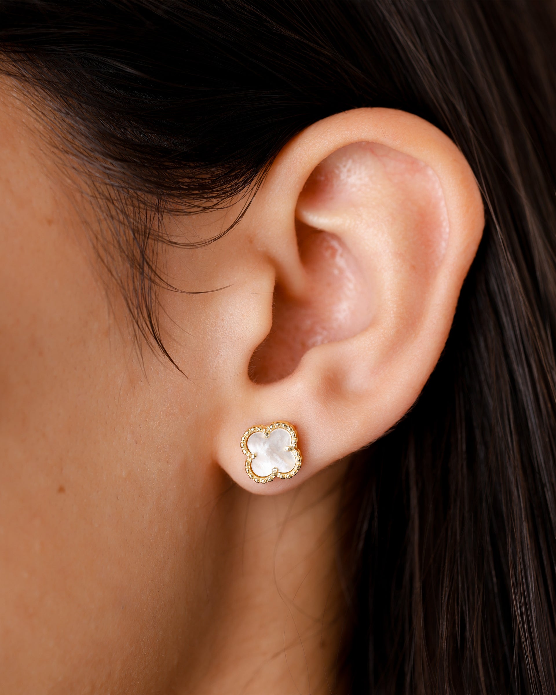 KLEEBLATT OHRRINGE 18K
