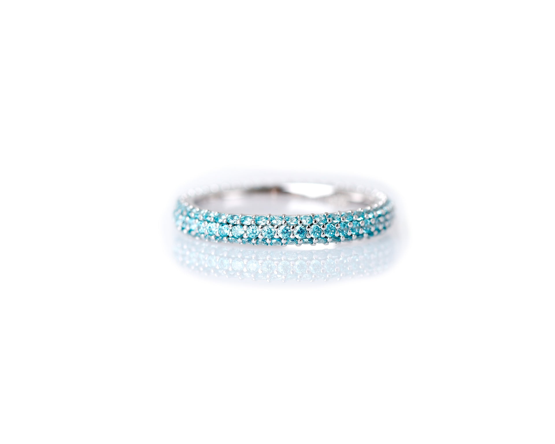 PAVÉ RING 925 SILBER MIT BABYBLAUEN ZIRKONIA