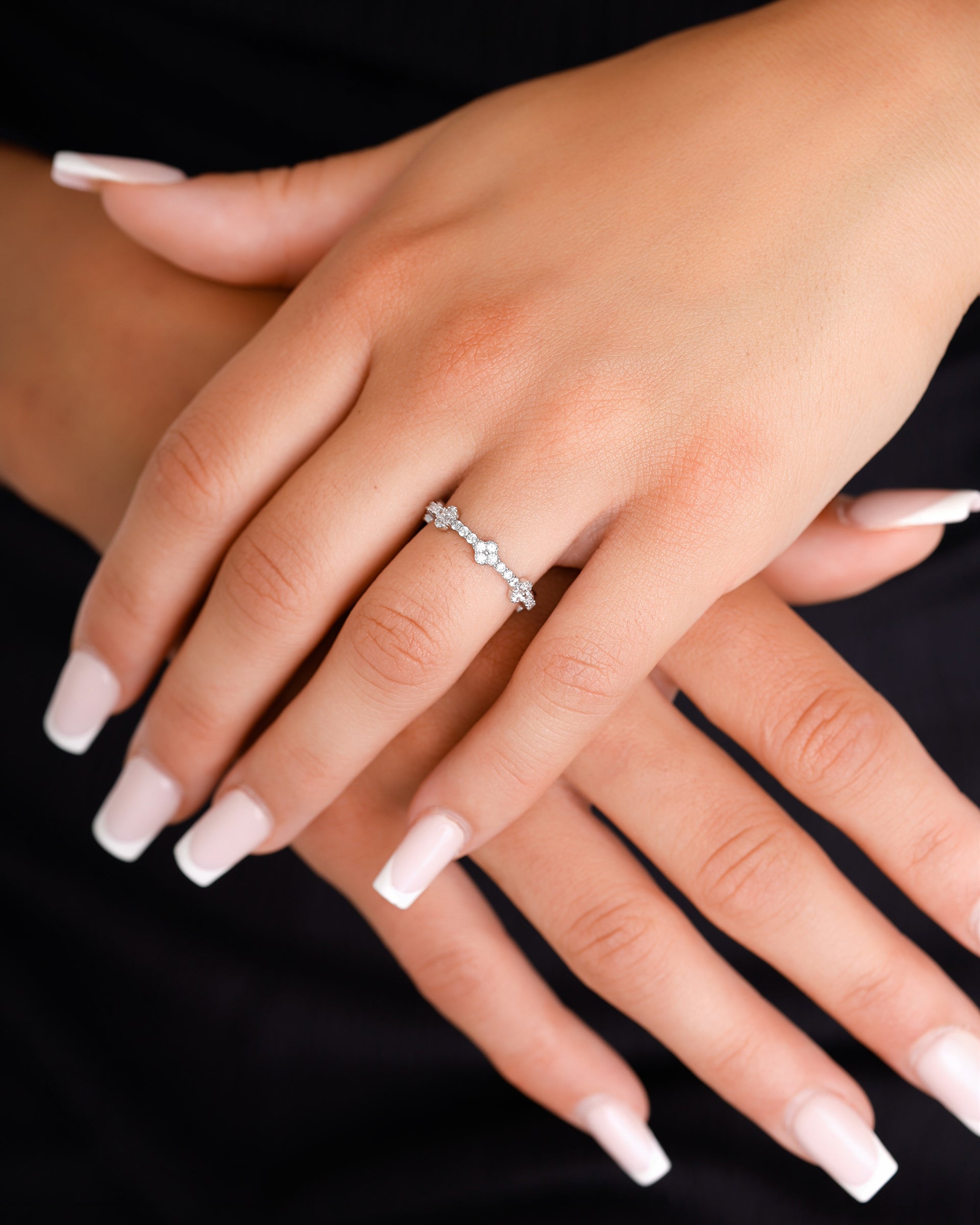 KLEEBLATT RING 925 SILBER MIT ZIRKONIASTEINEN