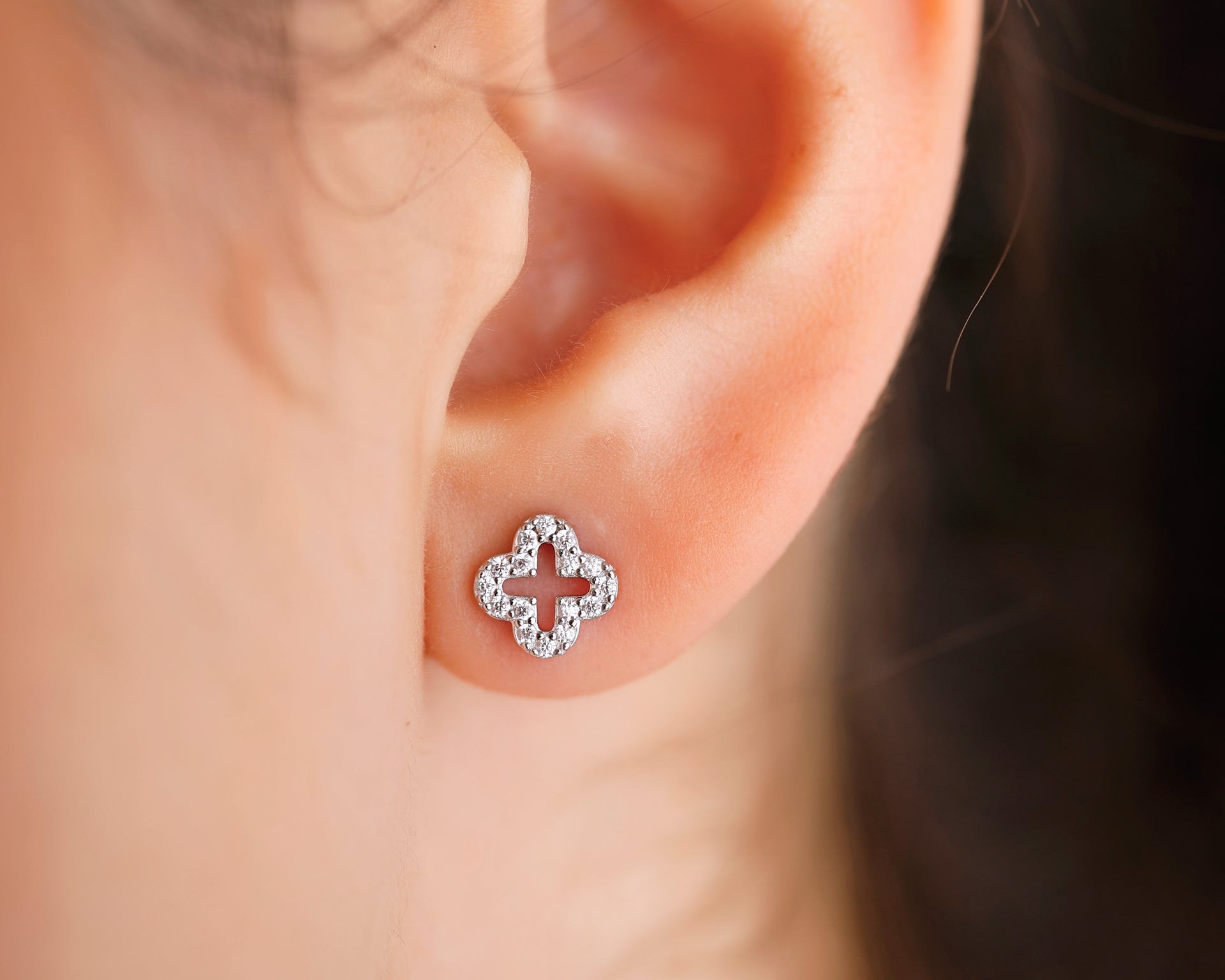 KLEEBLATT OHRSTECKER 925 SILBER MIT ZIRKONIA