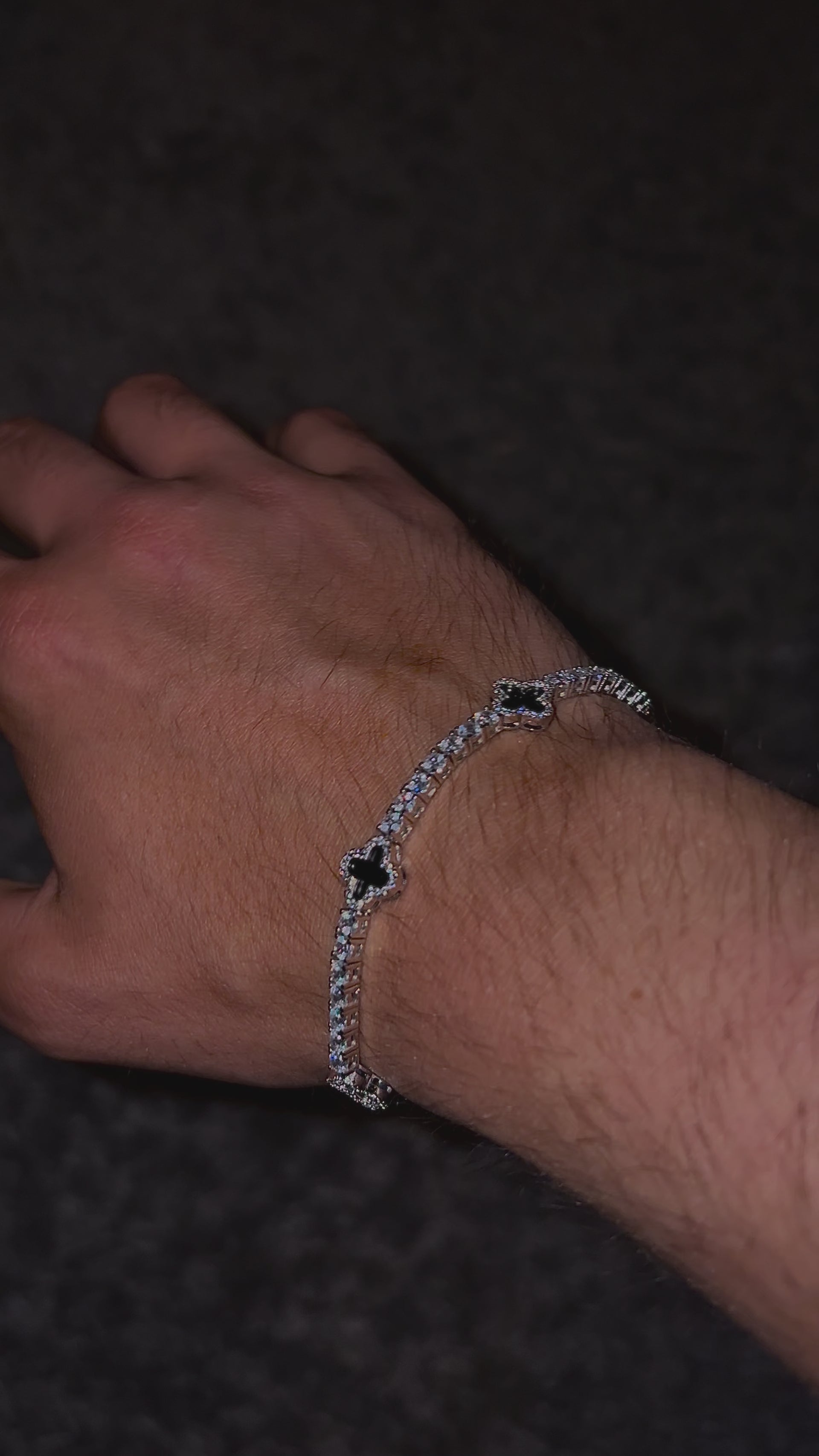BRACELET TENNIS AVEC TRÈFLE EN ARGENT 925
